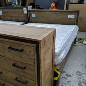 EX DISPLAY KING SIZE TIMBER BED FRAME WITH KING SIZE MATTRESS & TALL BOY