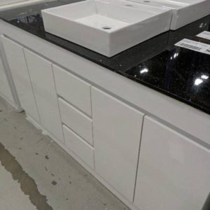 1500MM GLOSS WHITE BATHROOM VANITY WITH BLACK GALAXY STONE TOP AND ABOVE COUNTER BOWL