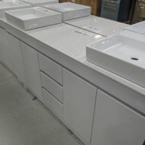 1800MM GLOSS WHITE DOUBLE BOWL VANITY WITH WHITE STONE TOP AND 2 ABOVE COUNTER BOWLS