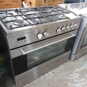 EX DISPLAY EURO EV900DPSX 900MM S/STEEL FREESTANDING OVEN DUAL FUEL WITH 5 BURNER GAS COOKTOP DEO7953 WITH 3 MONTH WARRANTY DEO7953
