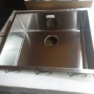 FRANKE BOX210-50 SINGLE UNDER MOUNT SINK WITH TIGHT RADIUS CORNERS WITH FRANKE WASTE RRP$774