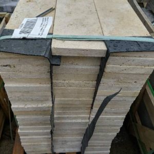 PALLET OF TRAVERTINE TUMBLED & UNFILLED COPER 25 PIECES SWIMMING POOL COPING STAIRS TREAD JUN01-6