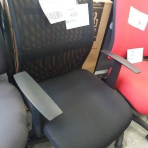 NEW OFFICE CHAIR BLACK MATERIAL WITH WHEELS SOLD AS IS