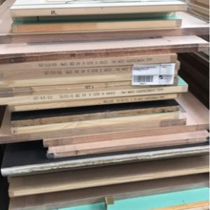 PALLET OF APPROX 27 ASSORTED DOORS IN VARIOUS STYLES & SIZES