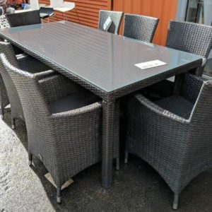 NEWPORT 9 PIECE DINING SETTING SOLD AS IS