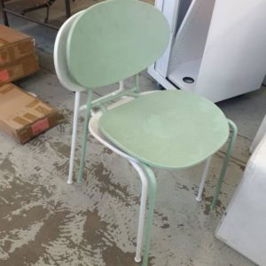 EX HIRE CHAIR ONE WHITE ONE GREEN SOLD INDIVIDUALLY SOLD AS IS