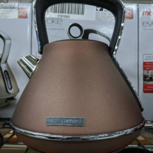 NEW MORPHY EVOKE KETTLE PYRAMID BRONZE 1.5 LITRE CAPACITY MATTE FINISH WITH 360 DEGREE CORDLESS BASE MODEL 100101 RRP$130 WITH 3 MONTH WARRANTY