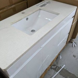 900MM WALL HUNG VANITY WITH 2 DRAWERS WITH STONE TOP AND UNDERMOUNTED BOWL SFW2-900