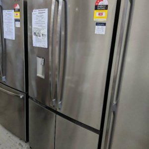 WESTINGHOUSE WQE6060SA 600 LITRE FRENCH DOOR FRIDGE WITH 4 DOORS WITH WATER WITH EASY GLIDE DRAWERS FAMILY SAFE LOCKABLE COMPARTMENT QUICK CHILL INTERNAL ELECTRONIC CONTROLS DOOR ALARM MULTI AIR FLOW TECHNOLOGY HIDDEN HINGES WITH 12 MONTH WARRANTY 95180146