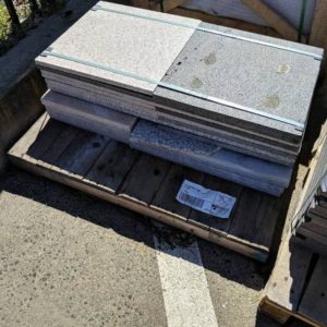 PALLET OF MIXED PAVERS AUG03-18