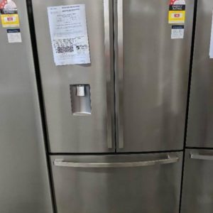 WESTINGHOUSE WHE6060SA 600 LITRE FRENCH DOOR FRIDGE WITH WATER 896MM WIDE TO FIT 900MM CAVITY QUICK CHILL FUNCTION MULTI AIR FLOW TECHNOLOGY INTERNAL ELECTRONIC CONTROLSFAMILY SAFE LOCKABLE COMPARTMENT DOOR ALARM HIDDEN HINGES WITH 12 MONTH WARRANTY 91777184