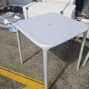 EX HIRE WHITE SMALL TABLE SOLD AS IS