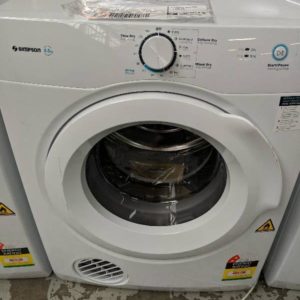 SIMPSON 5.5KG AUTO VENTED DRYER SDV556HQWA WITH ANTI TANGLE REVERSE TUMBLING FOR BETTER DRYING SENSOR DRYING LARGE DOOR OPENING WALL MOUNTABLE WITH 12 MONTH WARRANTY B02534683