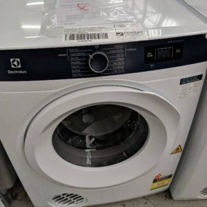 ELECTROLUX 6KG AUTO VENTED DRYER EDV605HQWA WITH SENSOR DRY TECHNOLOGY IDEAL TEMPERATURE SETTINGS FAST 40 PROG & REVERSE TUMBLING ACTION WITH 12 MONTH WARRANTY B02434698