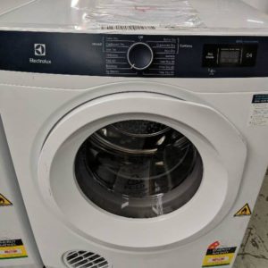 ELECTROLUX 6KG AUTO VENTED DRYER EDV605HQWA WITH SENSOR DRY TECHNOLOGY IDEAL TEMPERATURE SETTINGS FAST 40 PROG & REVERSE TUMBLING ACTION WITH 12 MONTH WARRANTY B02732524