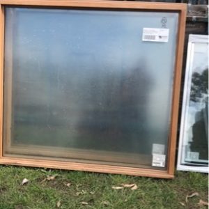 1350X1500 FIXED CEDAR WINDOWS- (ALL WINDOW LOTS TO BE PURCHASED VIA ABSENTEE BIDDING ONLY. BIDS TO BE IN BY 10AM WEDNESDAY MORNING)