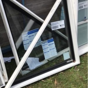 ASST'D TRIANGLE ALUMINIUM WINDOWS- (ALL WINDOW LOTS TO BE PURCHASED VIA ABSENTEE BIDDING ONLY. BIDS TO BE IN BY 10AM WEDNESDAY MORNING)