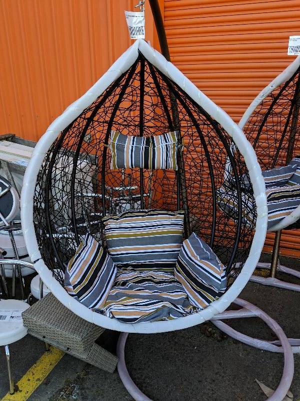 NEW LARGE OUTDOOR HANGING EGG CHAIR WITH CUSHION Fowles