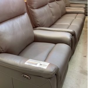 EX DISPLAY GREY THICK LEATHER 3 SEATER LOUNGE SUITE WITH ELECTRIC RECLINERS AND 2 ELECTRIC RECLING ARM CHAIRS RRP$5399 SOLD AS IS MINOR SCUFF MARK SOLD AS IS