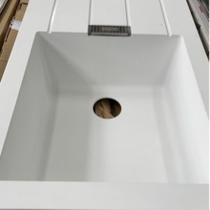 FRANKE SID611PW POLAR WHITE REVERSIBLE SINGLE BOWL SINK WITH DRAINER WITH FRANKE WASTES RRP$699
