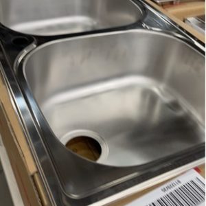 FRANKE PFX620B DOUBLE BOWL UNDER MOUNT SINK WITH FRANKE WASTES RRP$599