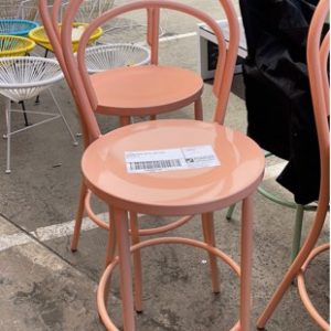 EX HIRE PEACH METAL BAR STOOL SOLD AS IS