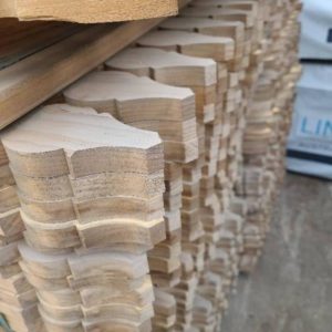 70X19 UNTREATED PINE WINDSOR PICKETS- 120/0.9