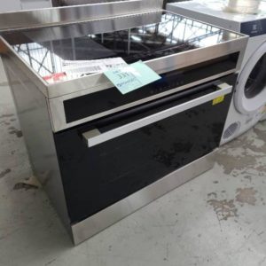 EX SHOWROOM DISPLAY INALTO RU9EIB 900MM FREESTANDING OVEN WITH INDUCTION COOKTOP SOLD AS IS - NO LEGS - NO WARRANTY RRP$2399