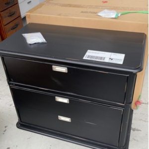 BRAND NEW BLACK LACQUER MALLEE BEDSIDE TABLE RRP$549