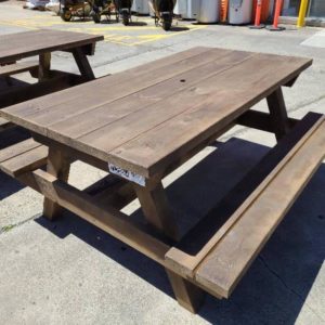 PRE OILED PINE HEAVY DUTY TIMBER PICNIC TABLE WITH CONNECTED SEATING **EXTREMELY HEAVY**