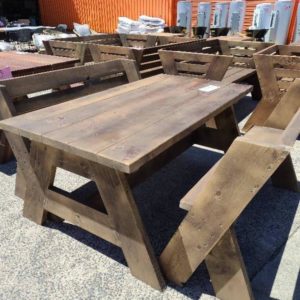 PRE OILED PINE HEAVY DUTY TIMBER OUTDOOR TABLE WITH 2 BENCH SEATS **EXTREMELY HEAVY**