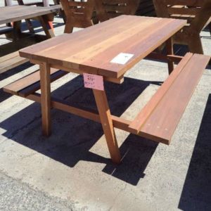 SPOTTED GUM OUTDOOR PICNIC TABLE WITH CONNECTED SEATING PRE OILED **EXTREMELY HEAVY**