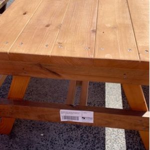 PRE OILED (LIGHT COLOUR) PINE HEAVY DUTY OUTDOOR PICNIC TABLE WITH CONNECTED SEATS **EXTREMELY HEAVY**