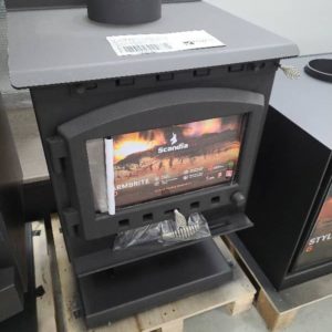 SCANDIA WARMBRITE 140 WOOD HEATER COMPACT & HEATS UP TO 140M2 TOP PANEL SURFACE CAN BE USED FOR COOKTOP RRP$1150 SCRATCH & DENT STOCK SOLD AS IS SCWB140-19-0057