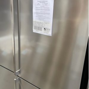 WESTINHOUSE WBE5304SC STAINLESS STEEL FRIDGE WITH BOTTOM MOUNT FREEZER 528 LITRE FINGER PRINT RESISTANT 4.5 STAR ENERGY EFFICIENCY FRESH SEAL HUMIDITY CRISPER RRP$2099 WITH 12 MONTH WARRANTY B 01871200