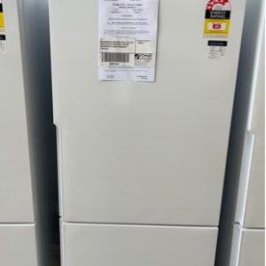 WESTINGHOUSE WBE4500WC WHITE 453 LITRE FRIDGE WITH BOTTOM MOUNT FREEZER RRP$1239 WITH 6 MONTH WARRANTY C 02072735