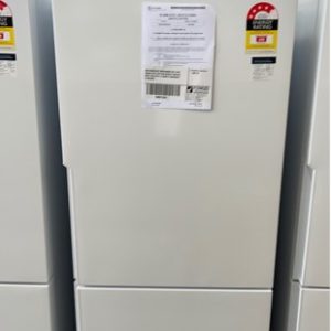 WESTINGHOUSE WBE4500WB 453 LITRE FRIDGE WITH BOTTOM MOUNT FREEZER RRP$ 1299 WITH 12 MONTH WARRANTY B 94679389
