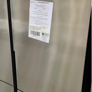 WESTINGHOUSE WBE4500SB 453 LITRE FRIDGE WITH BOTTOM MOUNT FREEZER FULL WIDTH CRIPSER LOCKABLE FAMILY COMPARTMENT 12 MONTH WARRANTY B 00672978