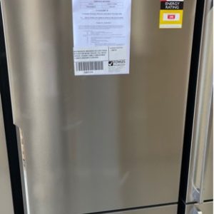 WESTINGHOUSE WBE4500SB 453 LITRE FRIDGE WITH BOTTOM MOUNT FREEZER FULL WIDTH CRIPSER LOCKABLE FAMILY COMPARTMENT 12 MONTH WARRANTY B 92874393