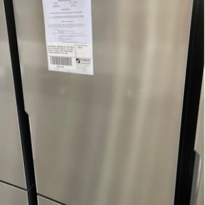 WESTINGHOUSE WBE4500SB 453 LITRE FRIDGE WITH BOTTOM MOUNT FREEZER FULL WIDTH CRIPSER LOCKABLE FAMILY COMPARTMENT 12 MONTH WARRANTY B 95171998