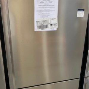 WESTINGHOUSE WBE5304SB STAINLESS STEEL FRIDGE WITH BOTTOM MOUNT FREEZER 528 LITRE FINGER PRINT RESISTANT 4.5 STAR ENERGY EFFICIENCY FRESH SEAL HUMIDITY CRISPER RRP$2099 WITH 12 MONTH WARRANTY B 01873234