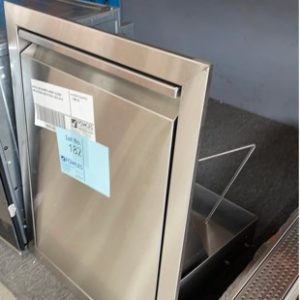 S/STEEL BIN DRAWER CABINETSLIDING FOR OUTDOOR BBQ KITCHEN SOLD AS IS