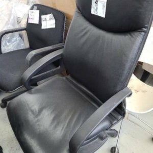 EX HIRE - BLACK OFFICE CHAIR SOLD AS IS