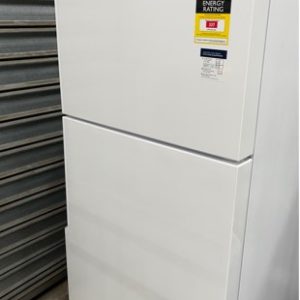 WESTINGHOUSE WTB4600WC WHITE 460 LITRE FRIDGE WITH TOP MOUNT FREEZER WITH 12 MONTH WARRANTY B 02475016
