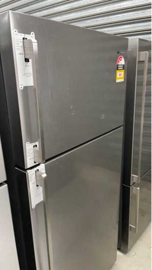WESTINGHOUSE WTB5404SB S/STEEL 536 LITRE FRIDGE WITH TOP MOUNT FREEZER 4 STAR ENERGY EFFICIENT WITH FRESH SEAL CRISPERS RRP$1699 WITH 12 MONTH WARRANTY B 93074863