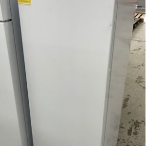 WESTINGHOUSE WFM1700WE-X VERTICAL FREEZER 173 LITRE WITH SUPER FREEZE FUNCTION AND DOOR ALARM WITH 3 MONTH WARARNTY C 03300827