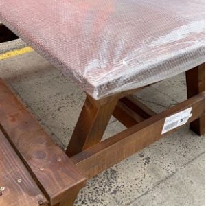 PRE OILED PINE HEAVY DUTY OUTDOOR PICNIC TABLE WITH CONNECTED SEATS **EXTREMELY HEAVY**