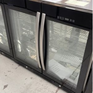 GASMATE PREMIUM 2 DOOR BAR FRIDGE WITH LATEST IN REFRIGERATION TECHNOLOGY LG COMPRESSOR & TOUCH CONTROL PANEL LOCKABLE TRIPLE GLAZED DOOR THAT CUTS DOWN UV SELF CLOSING DOOR RRP$1999 WITH 6 MONTH WARRANTY