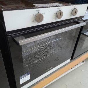 WESTINGHOUSE WVE614WC WHITE 600MM ELECTRIC OVEN WITH 12 MONTH WARRANTY A03490420