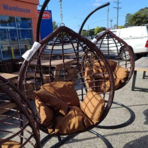 BRAND NEW BROWN OUTDOOR HANGING EGG CHAIR MEDIUM